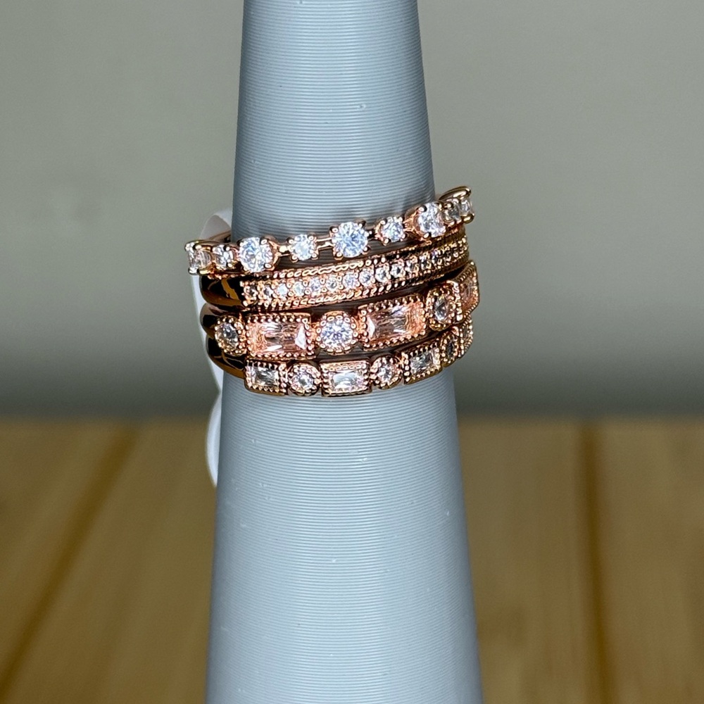 Bomb Party Delicates Diamond CZ on Rose Gold - Picture 3 of 4